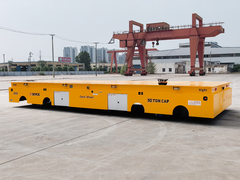 Öl-Speichertanks, die mit schweren elektrischen Transportwagen umgehen